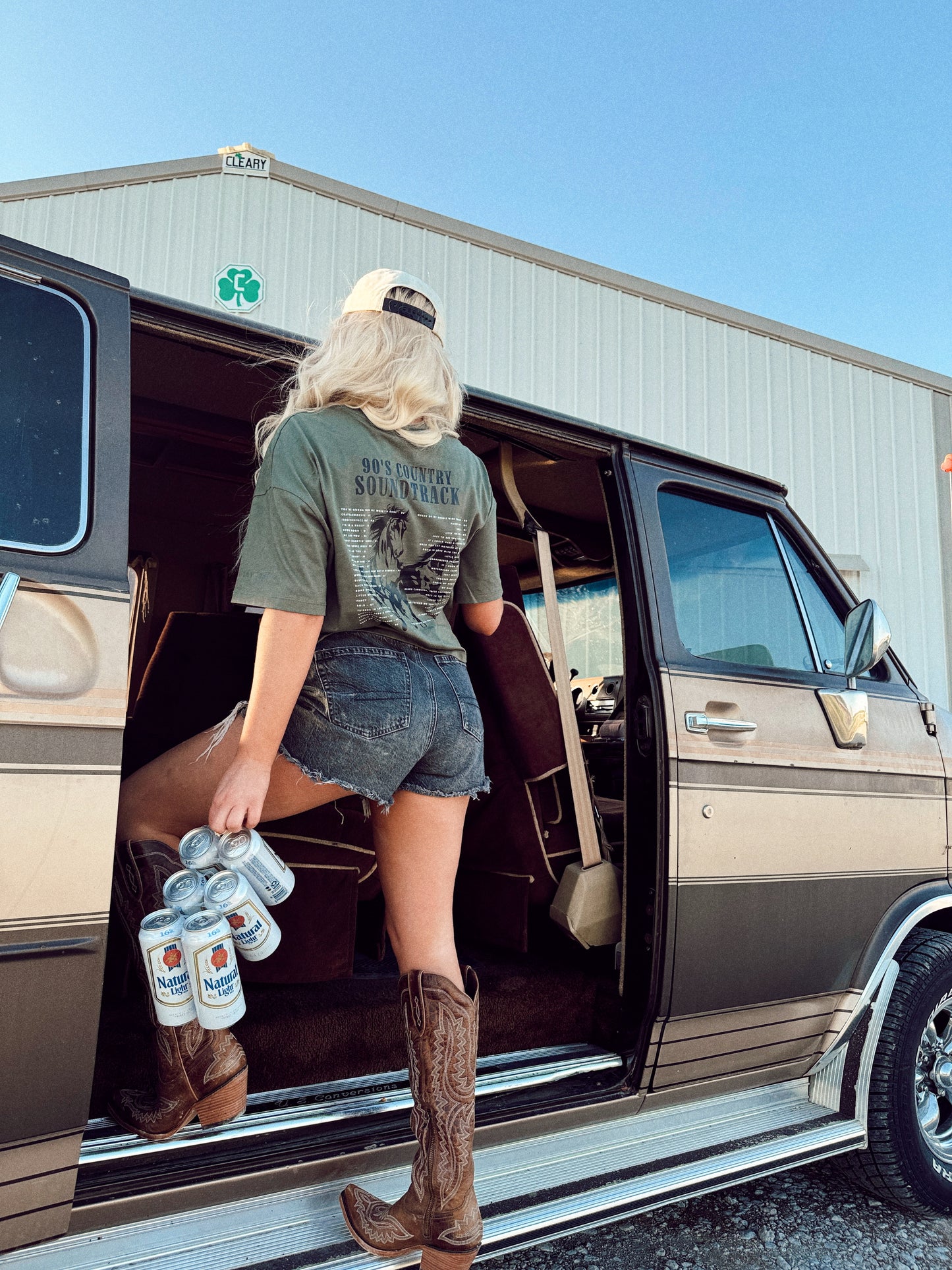 raised on 90’s country cropped tee